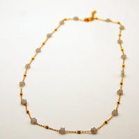 Collier enfant avec Etoiles en pierres naturelles doré à l’or fin