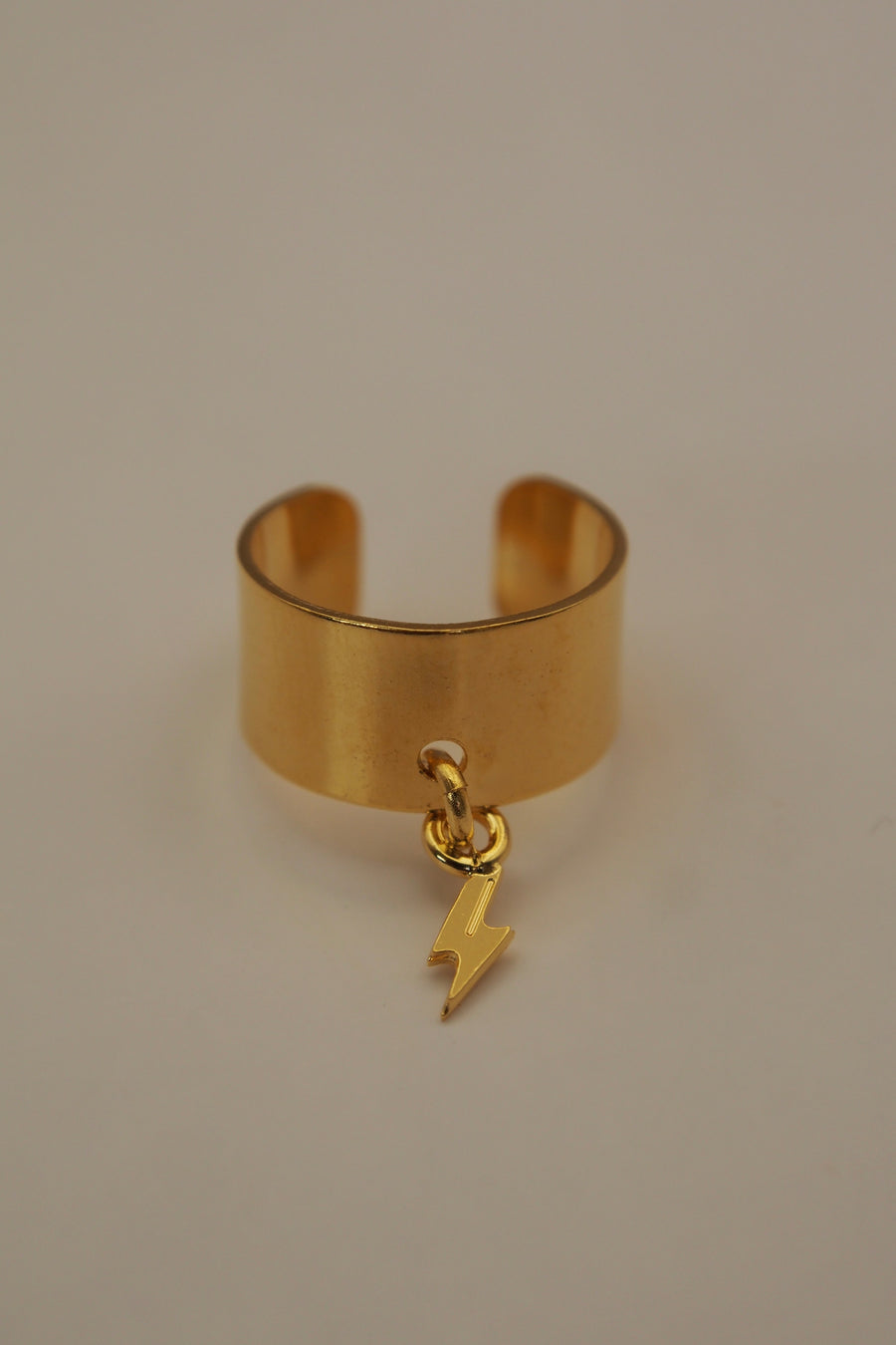 Ear-cuff